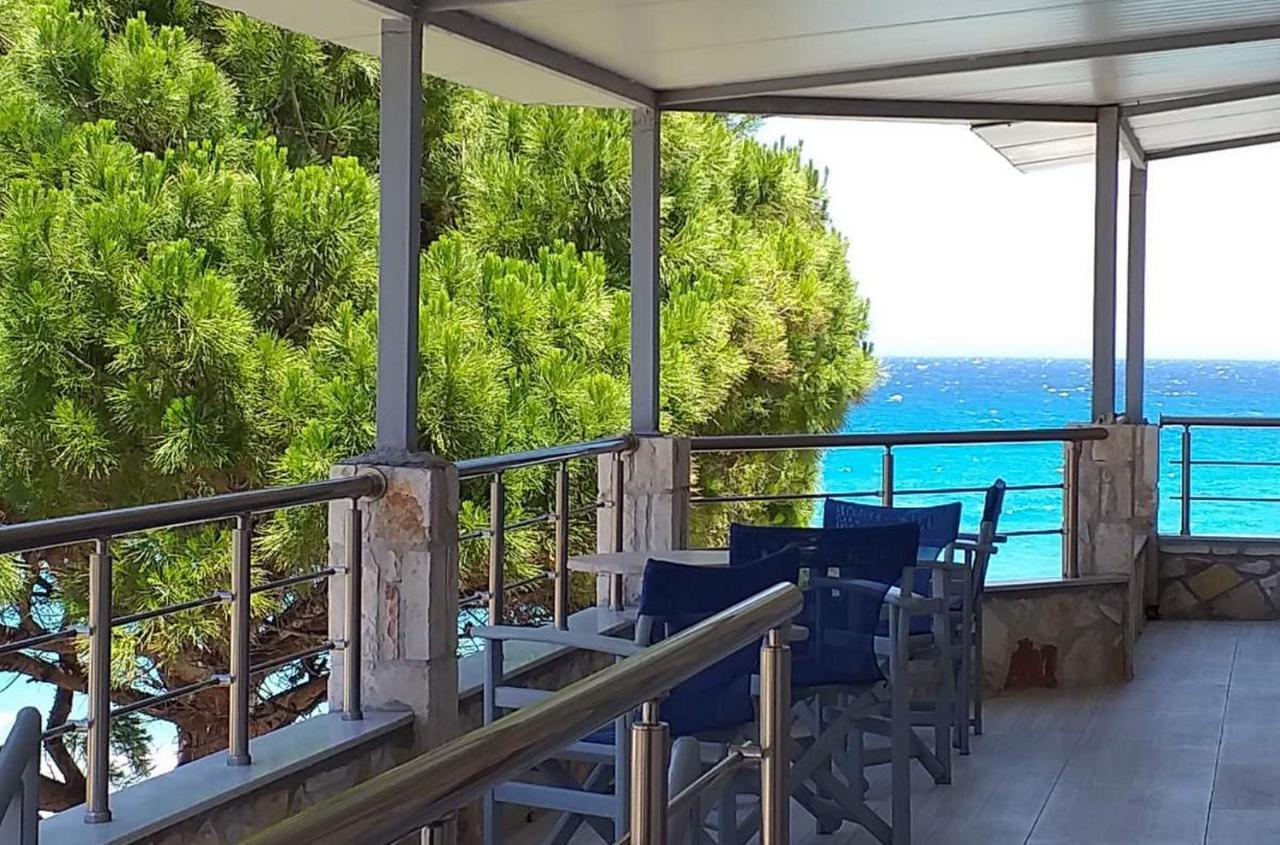 Golden Dolphin Studios & Apartments Alykes  Dış mekan fotoğraf